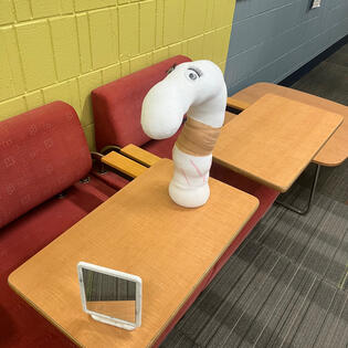 ugly: a look on insecurities ugly: a look on insecurities